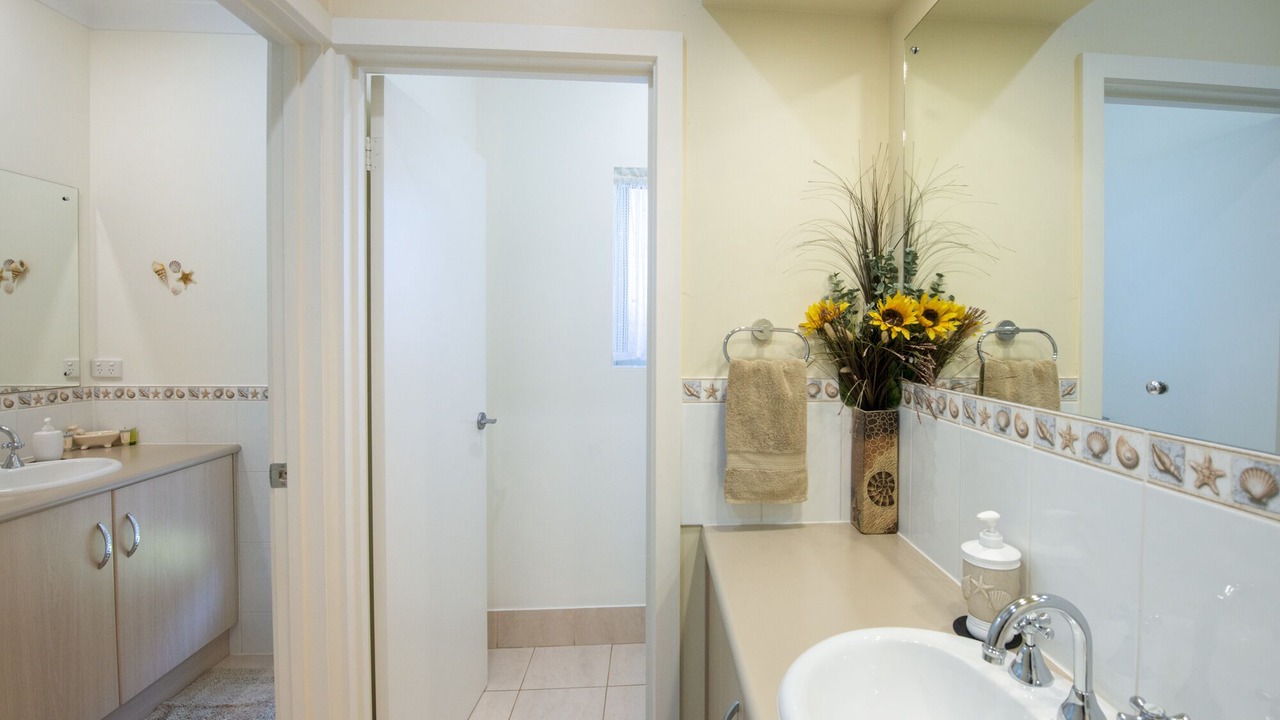 Photo of Bathroom in Emu Bay