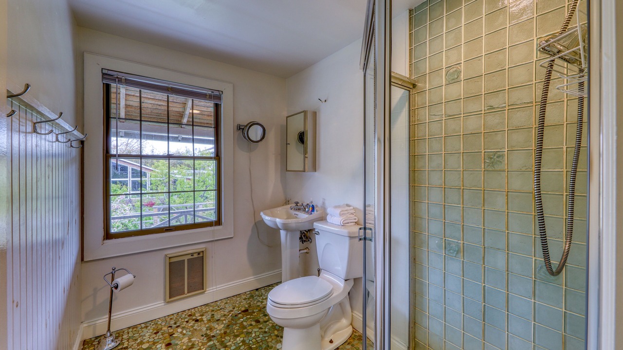 Photo of Bathroom in Ocean Beach