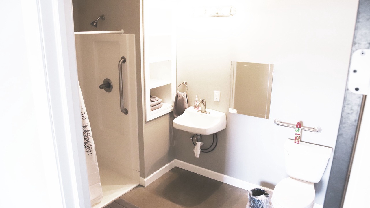 Photo of Bathroom in Cantril