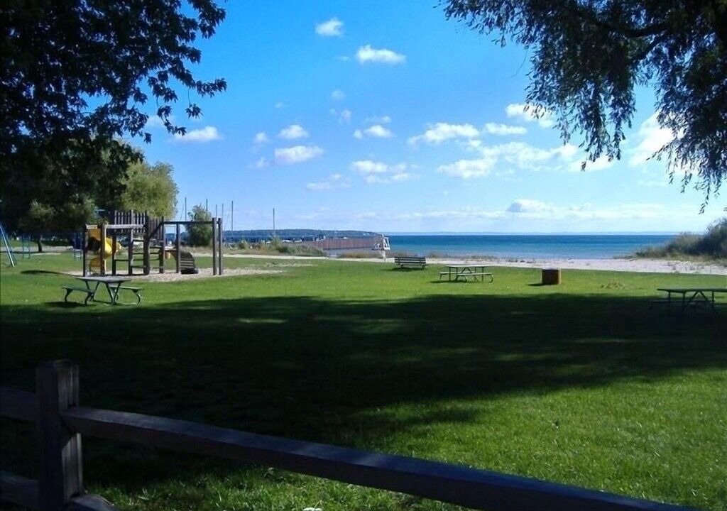 Photo of Outdoor in Northport
