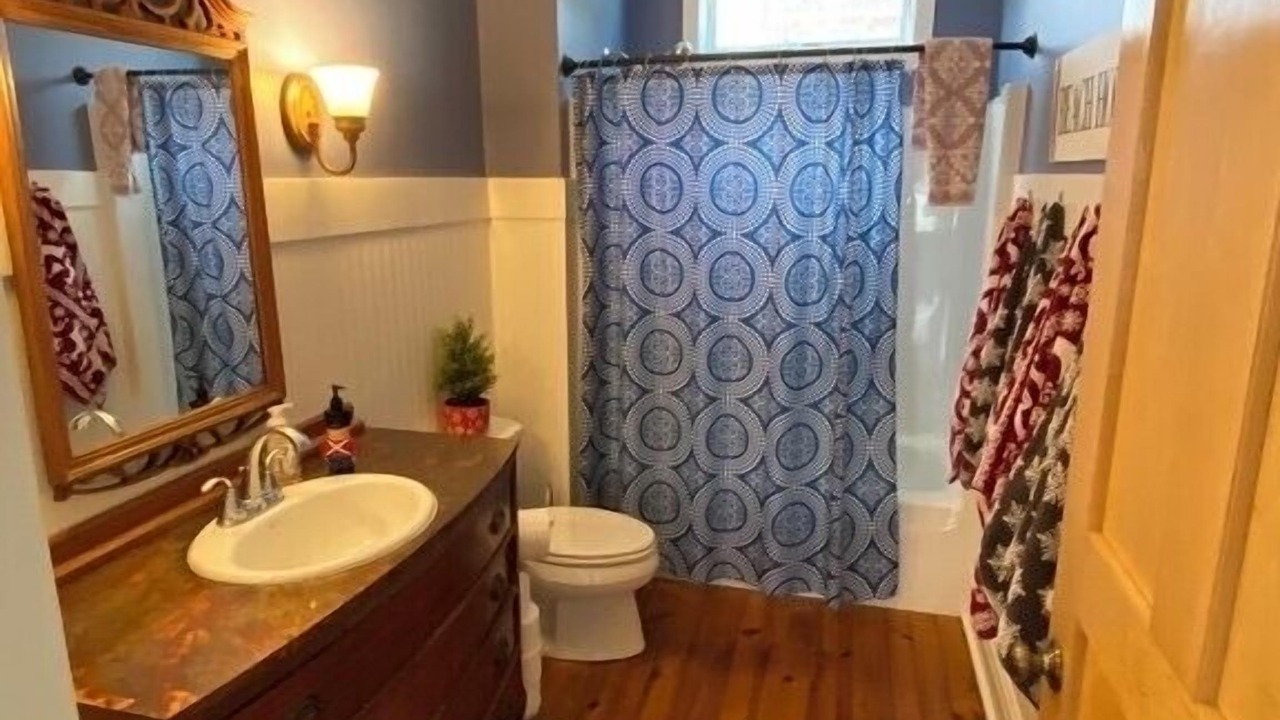 Photo of Bathroom in Northport