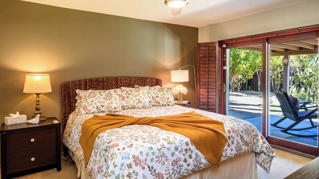 Photo of Bedroom in Desert Park Estates