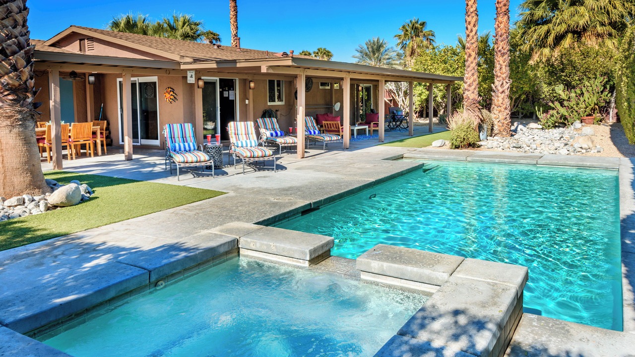 Photo of Outdoor in Desert Park Estates