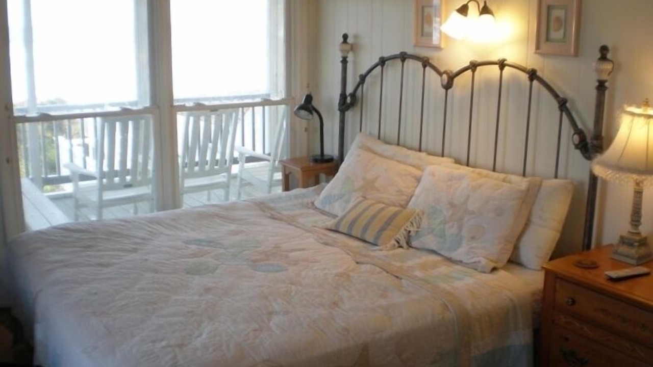 Photo of Bedroom in Holden Beach