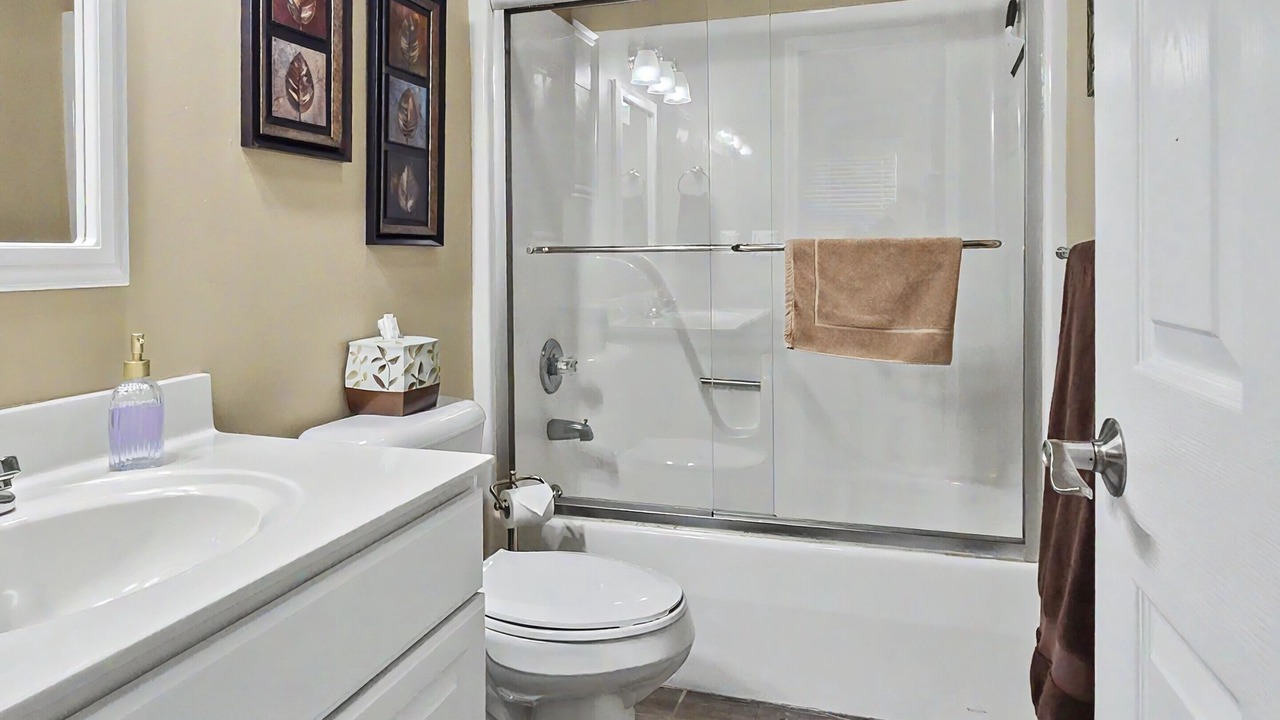 Photo of Bathroom in Lake Ozark