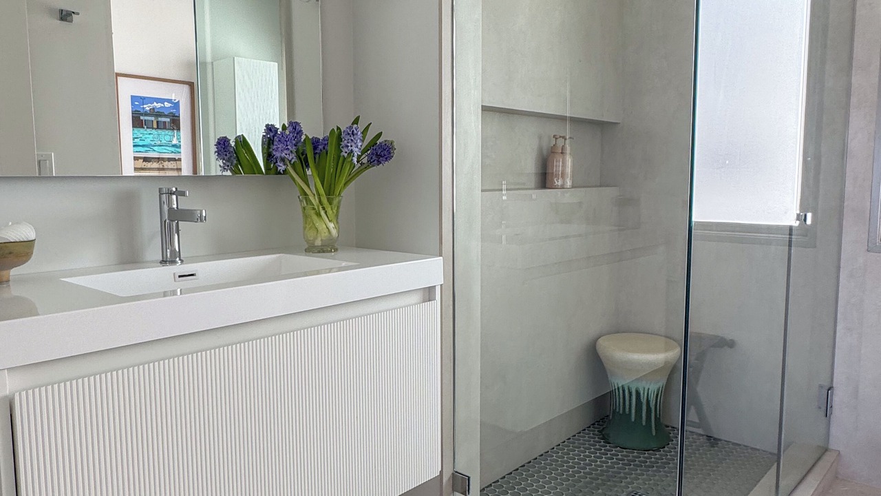 Photo of Bathroom in The Strand