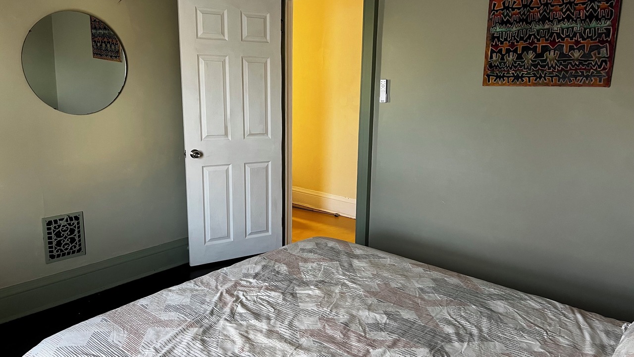 Photo of Bedroom in Downtown Niagara Falls