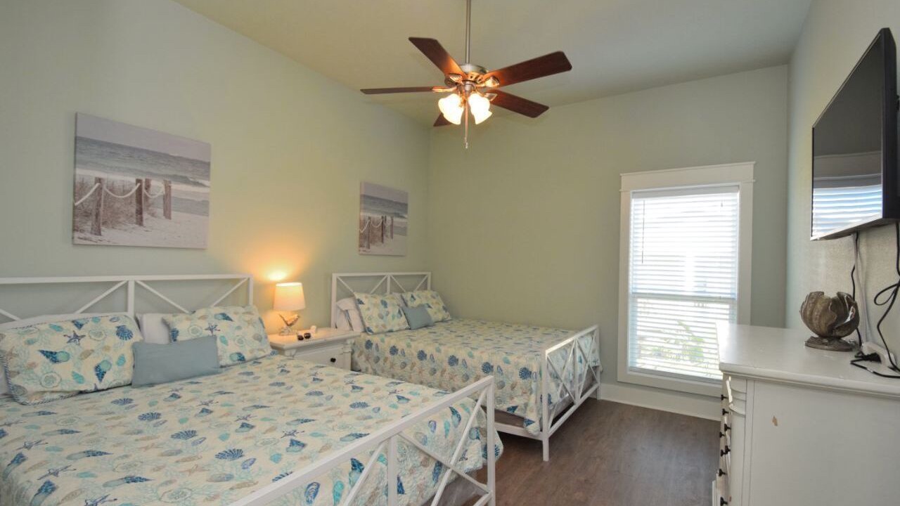 Photo of Bedroom in Port Bolivar