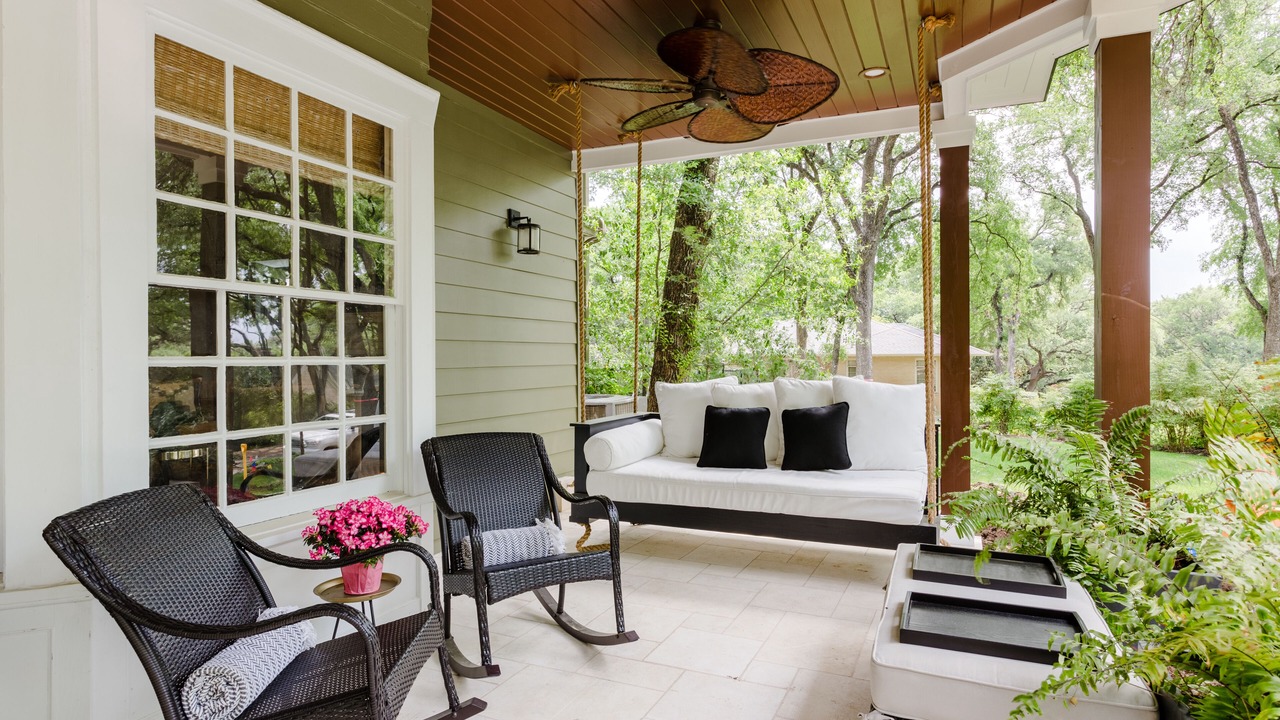 Photo of Patio Balcony in Tarrytown