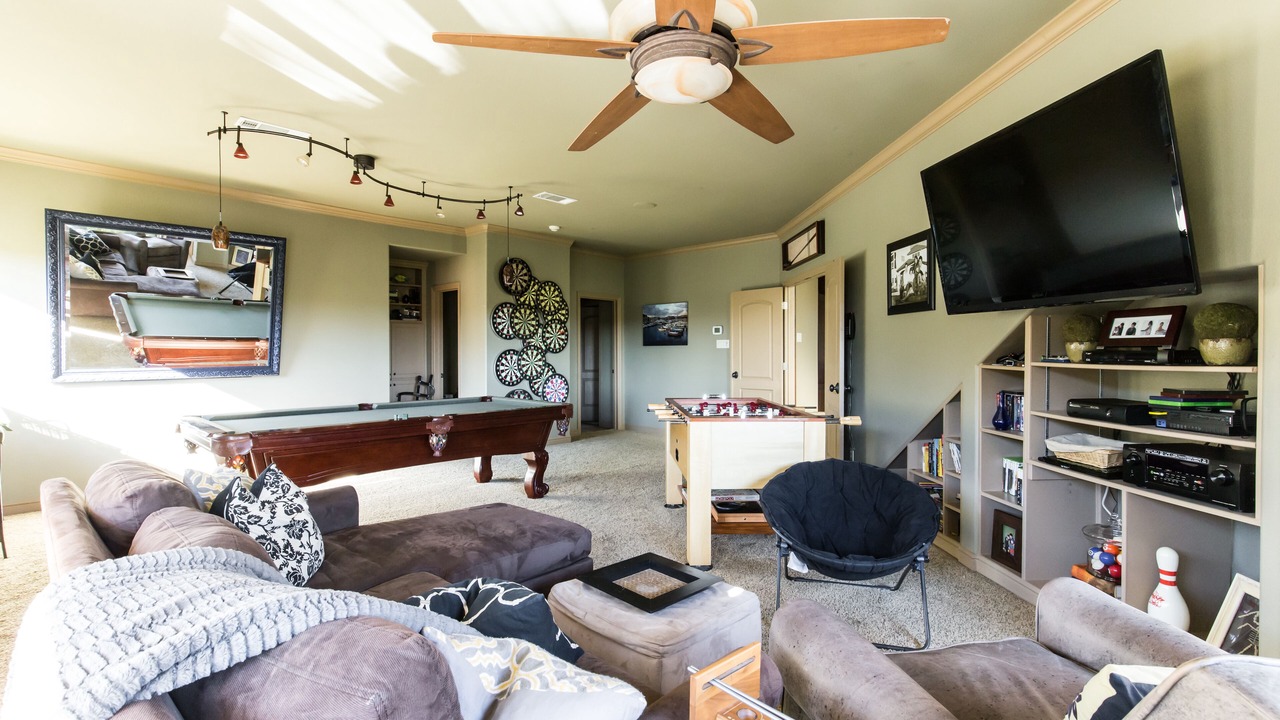 Photo of Livingroom in Cedar Hill