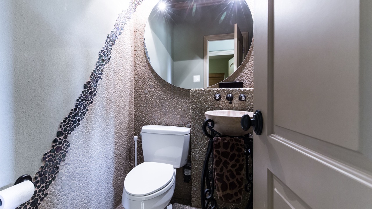Photo of Bathroom in Cedar Hill