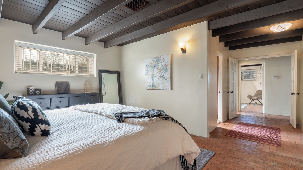 Photo of Bedroom in Albuquerque