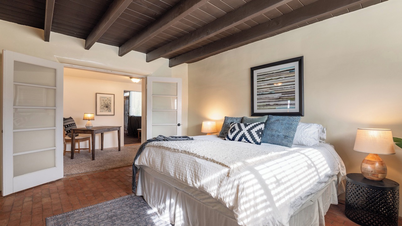 Photo of Bedroom in Albuquerque