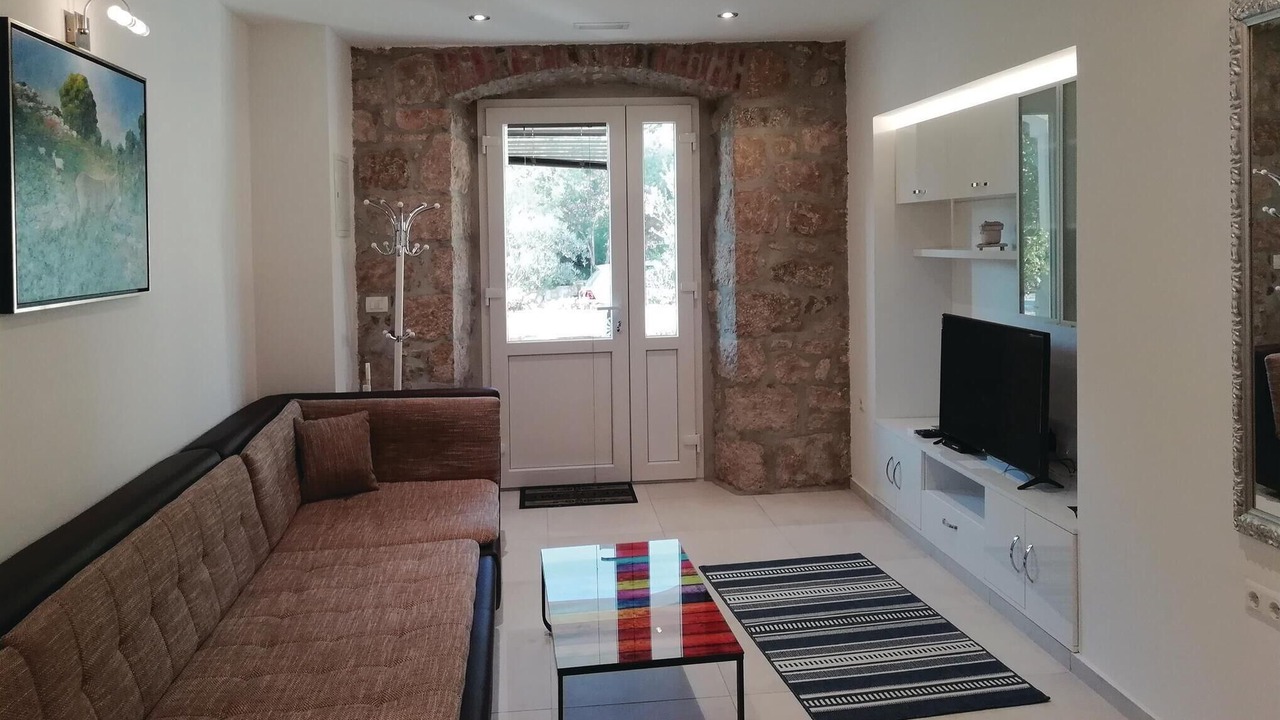 Photo of Bedroom in Broce