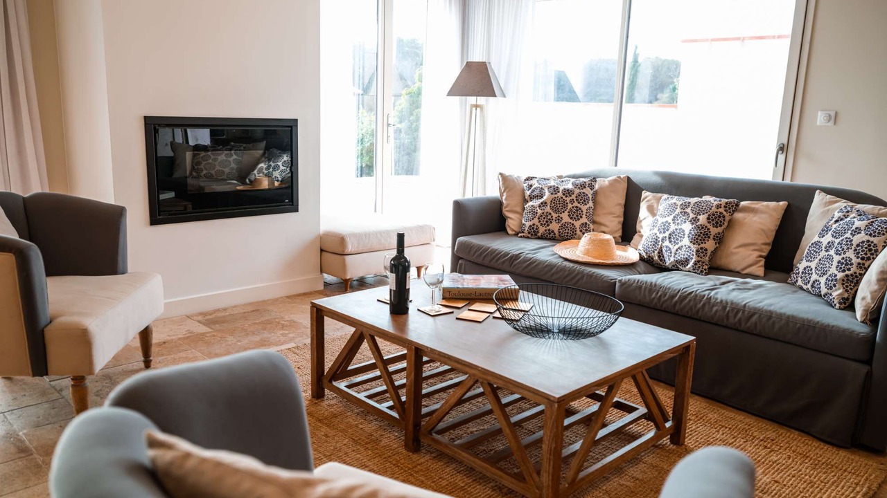 Photo of Livingroom in Castelnau-de-Montmiral