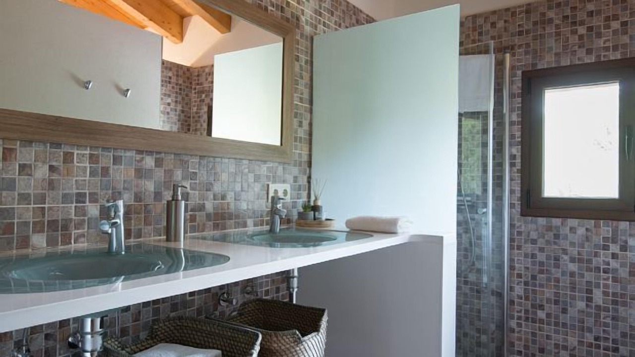 Photo of Bathroom in Olot