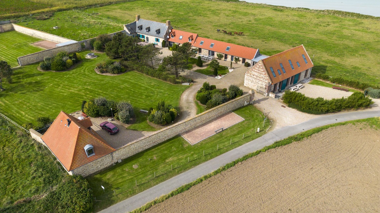 Photo of Outdoor in Saint-Aubin-sur-Mer