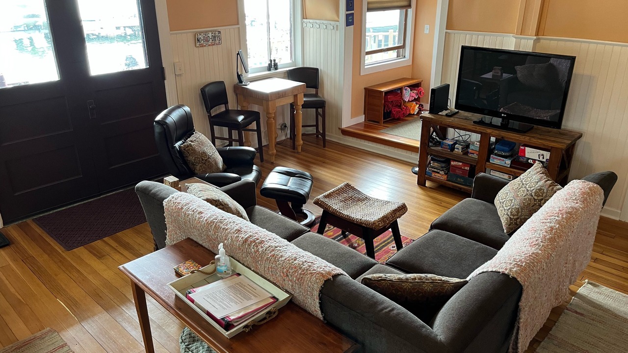 Photo of Livingroom in Ithaca