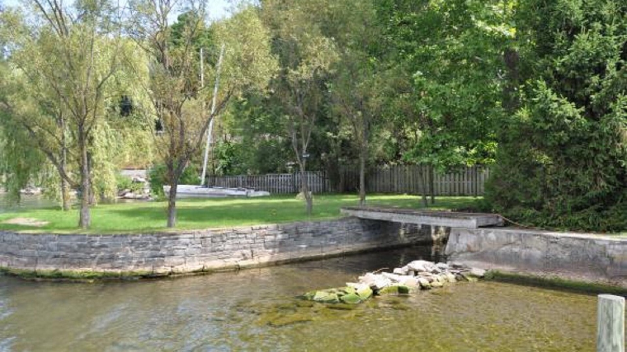 Photo of Others in Ithaca