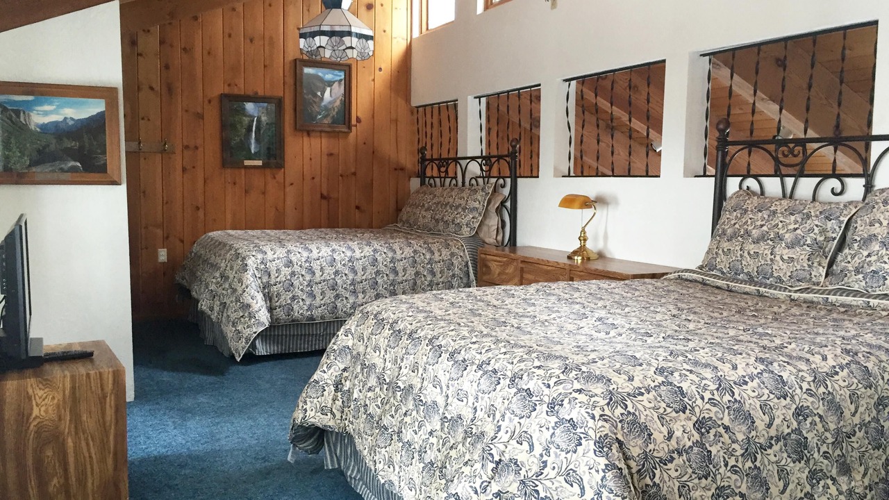 Photo of Bedroom in Yosemite West