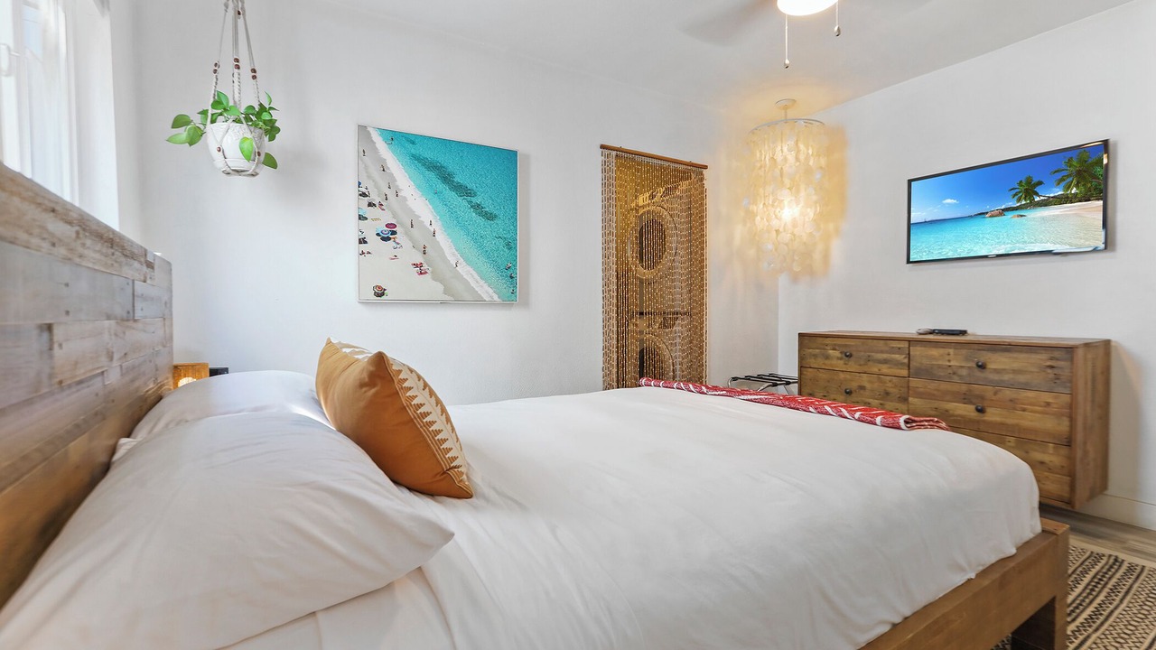 Photo of Bedroom in Central Mission Beach