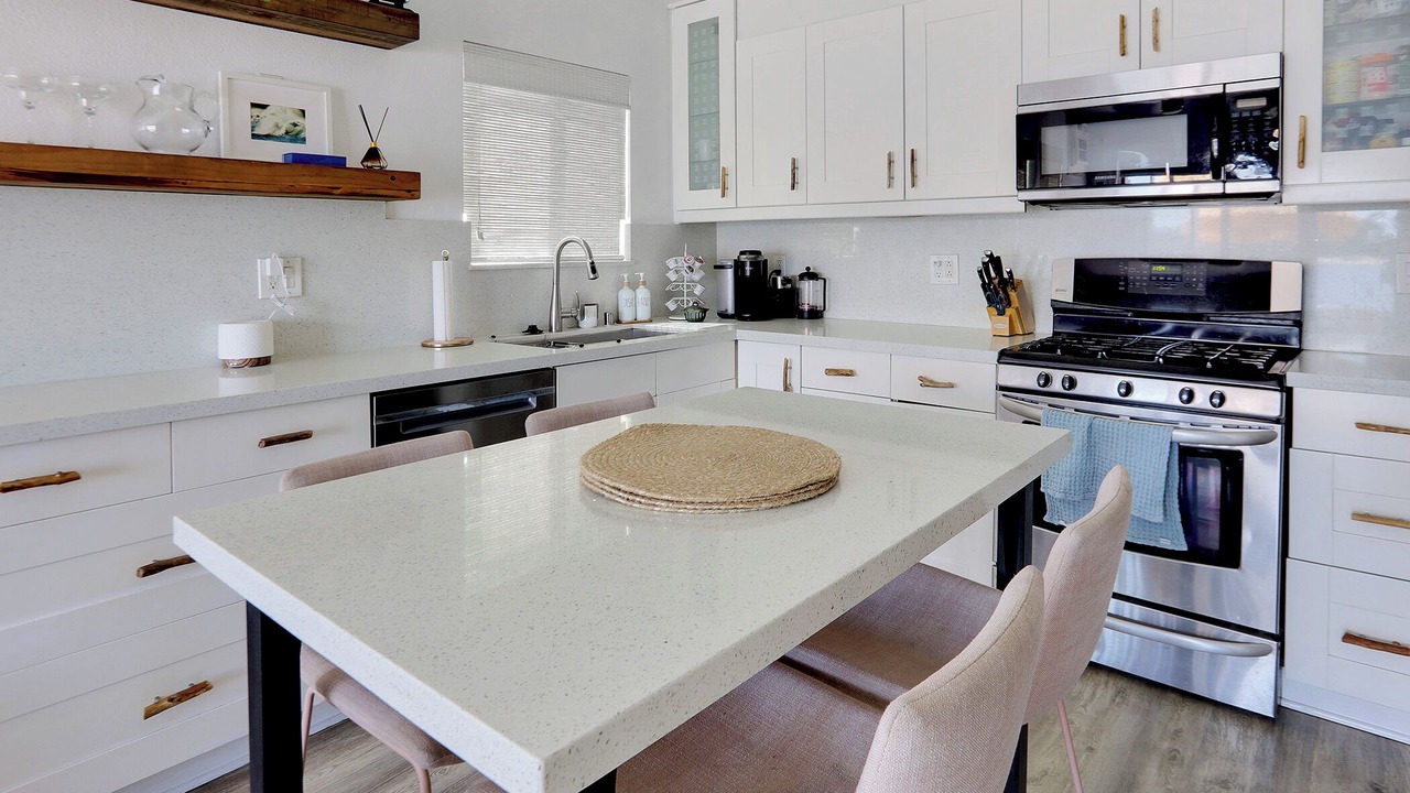 Photo of Kitchen in Central Mission Beach