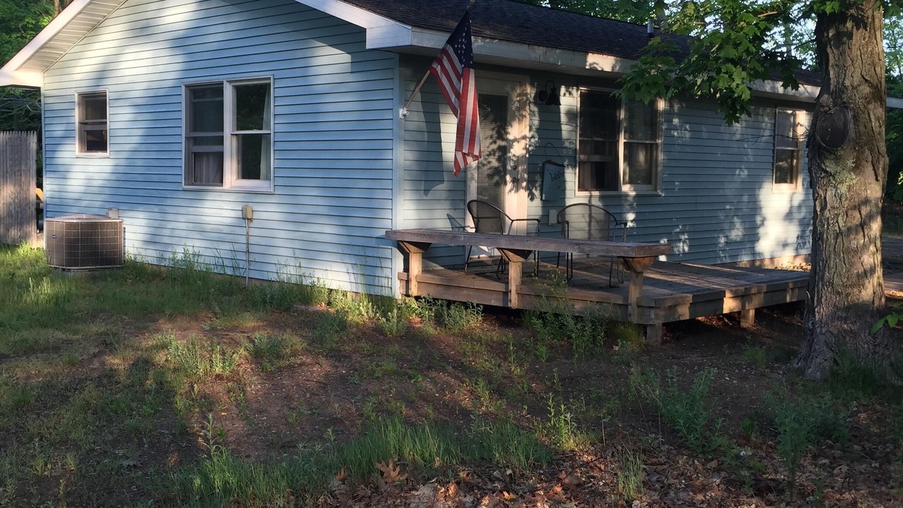 Photo of Outdoor in Maple City