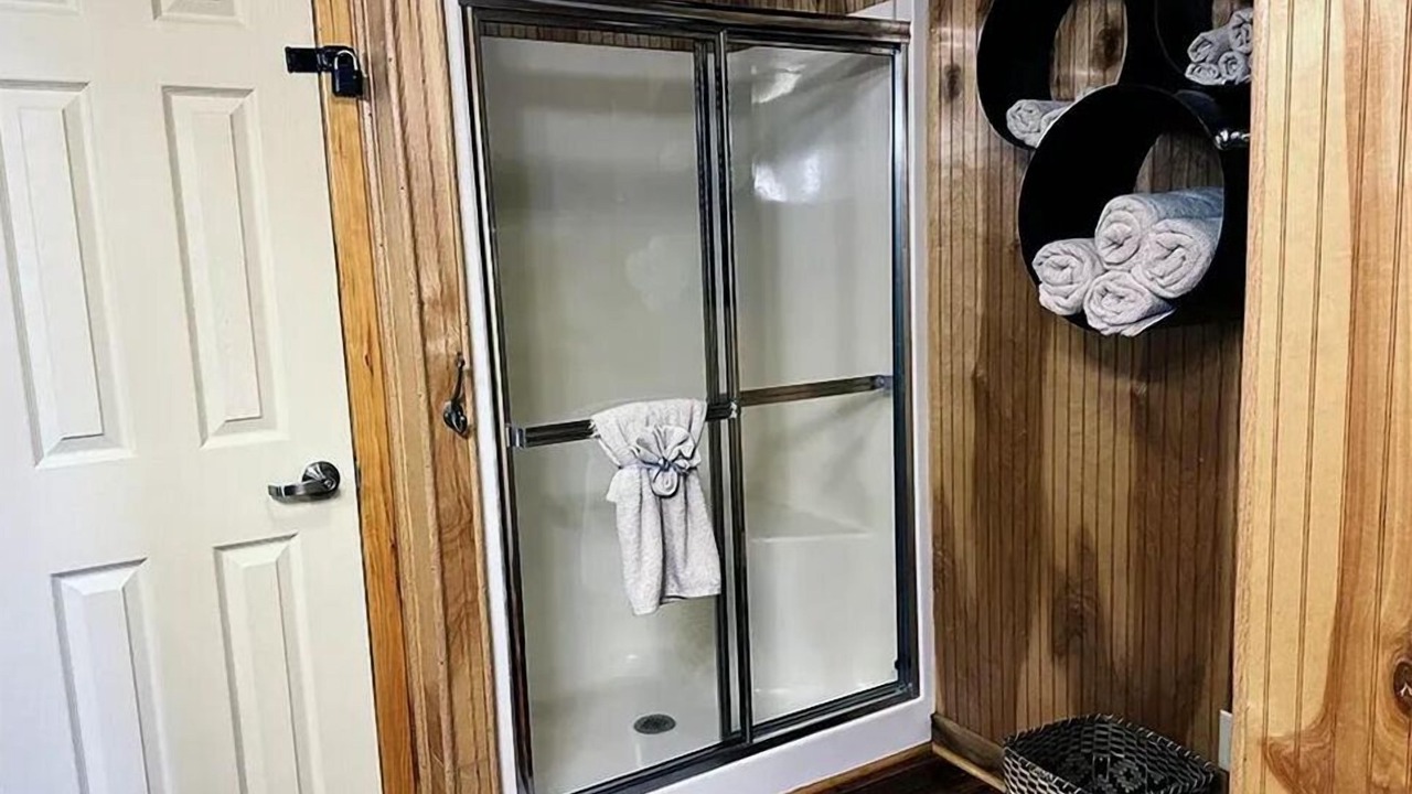 Photo of Bathroom in Smithville