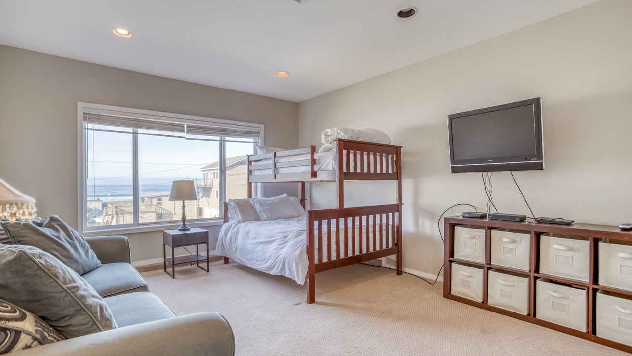 Photo of Bedroom in Roads End