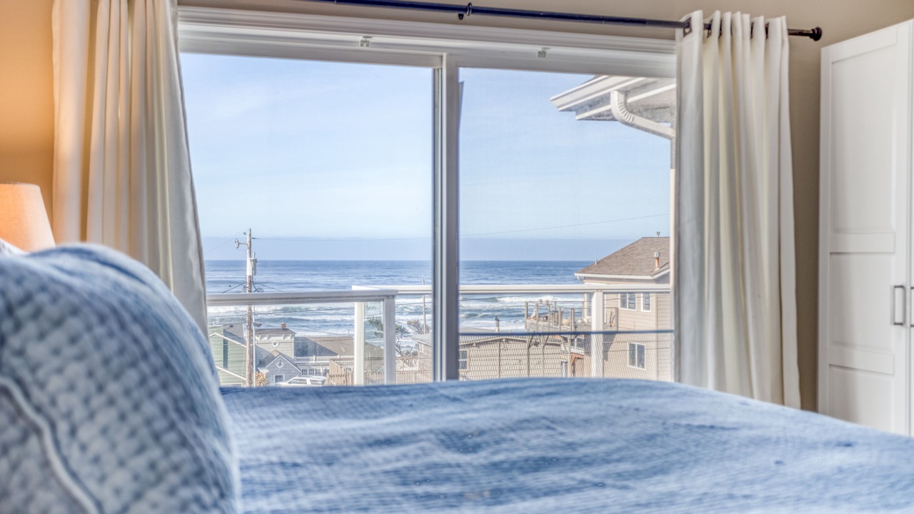 Photo of Bedroom in Roads End