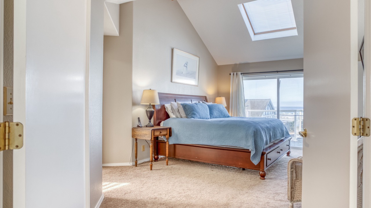 Photo of Bedroom in Roads End