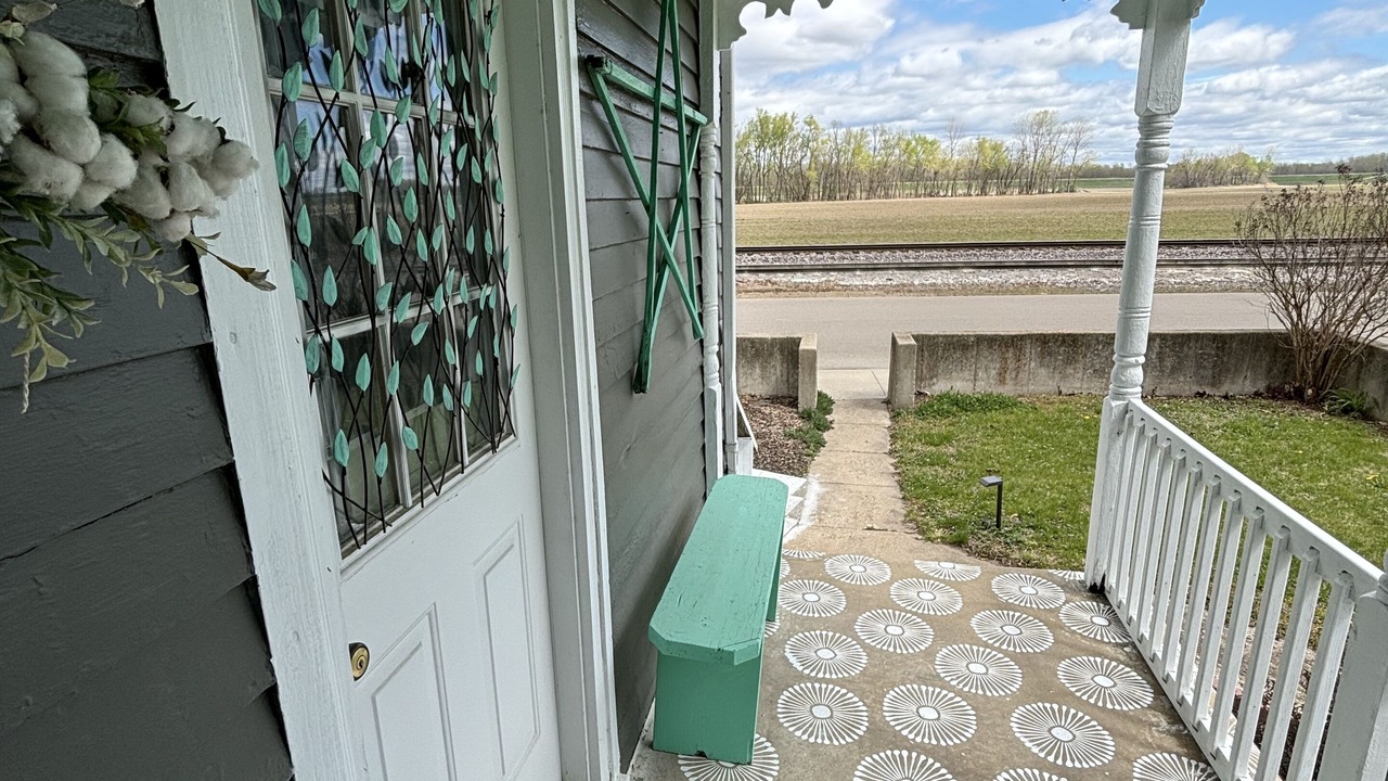 Photo of Outdoor in Lake Forest Estates