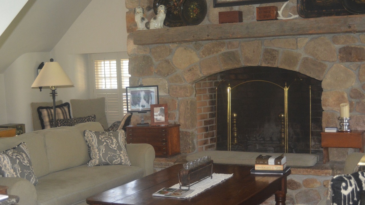 Photo of Livingroom in Berwyn