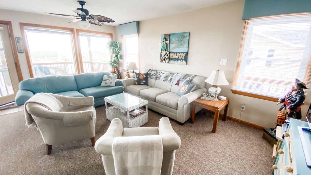 Photo of Livingroom in Kitty Hawk