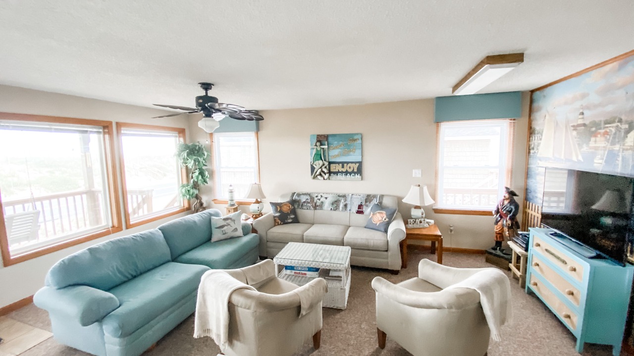 Photo of Livingroom in Kitty Hawk