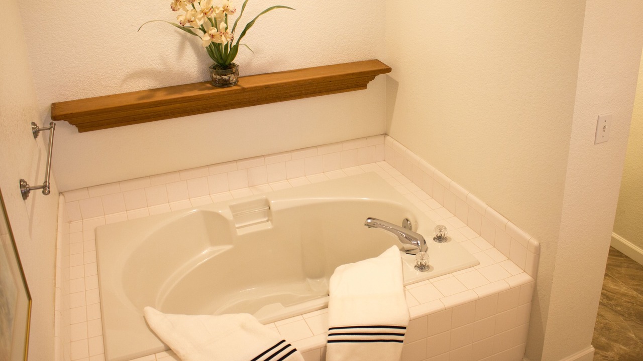 Photo of Bathroom in Victor