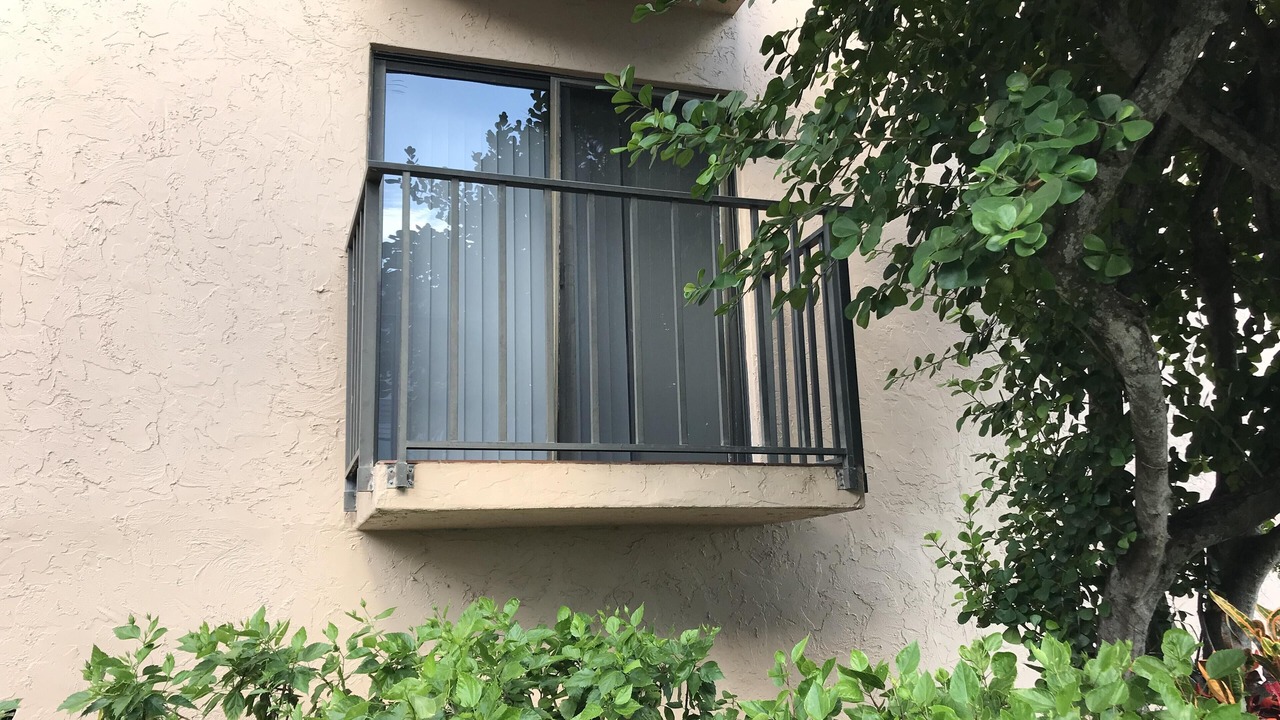 Photo of Patio Balcony in Englewood