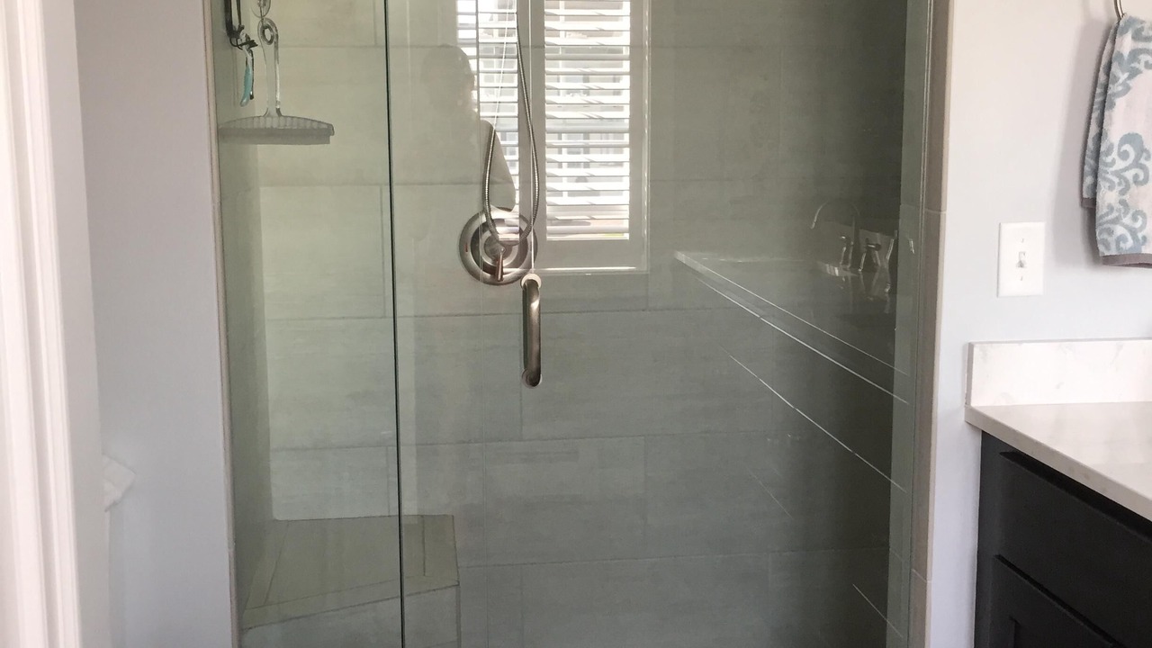 Photo of Bathroom in York Beach