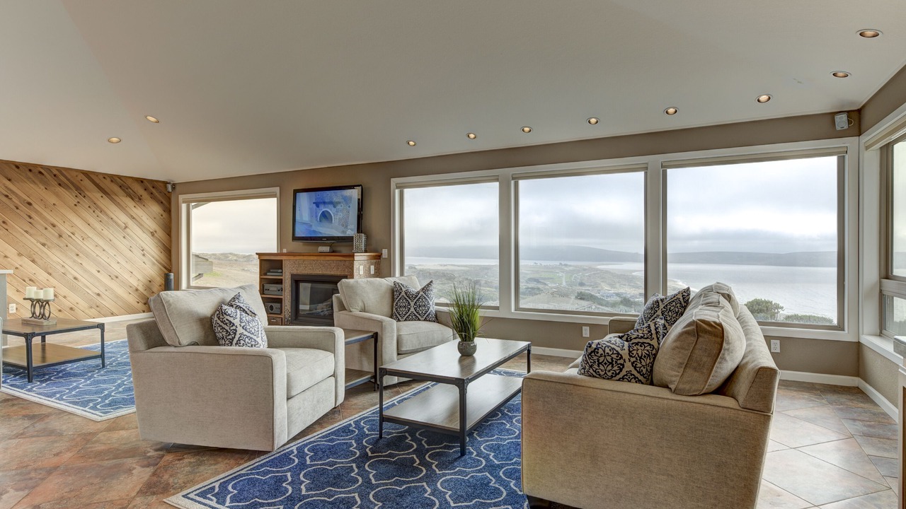 Photo of Bedroom in Dillon Beach