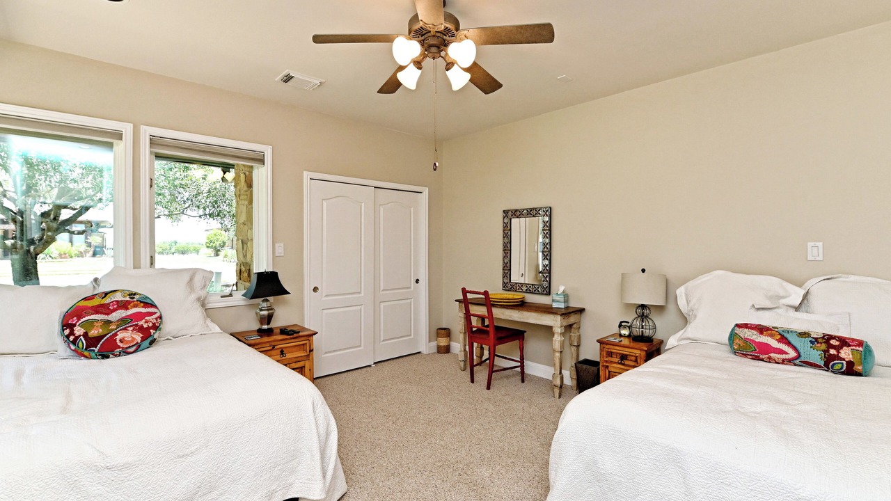 Photo of Bedroom in Lakecliff On Lake Travis