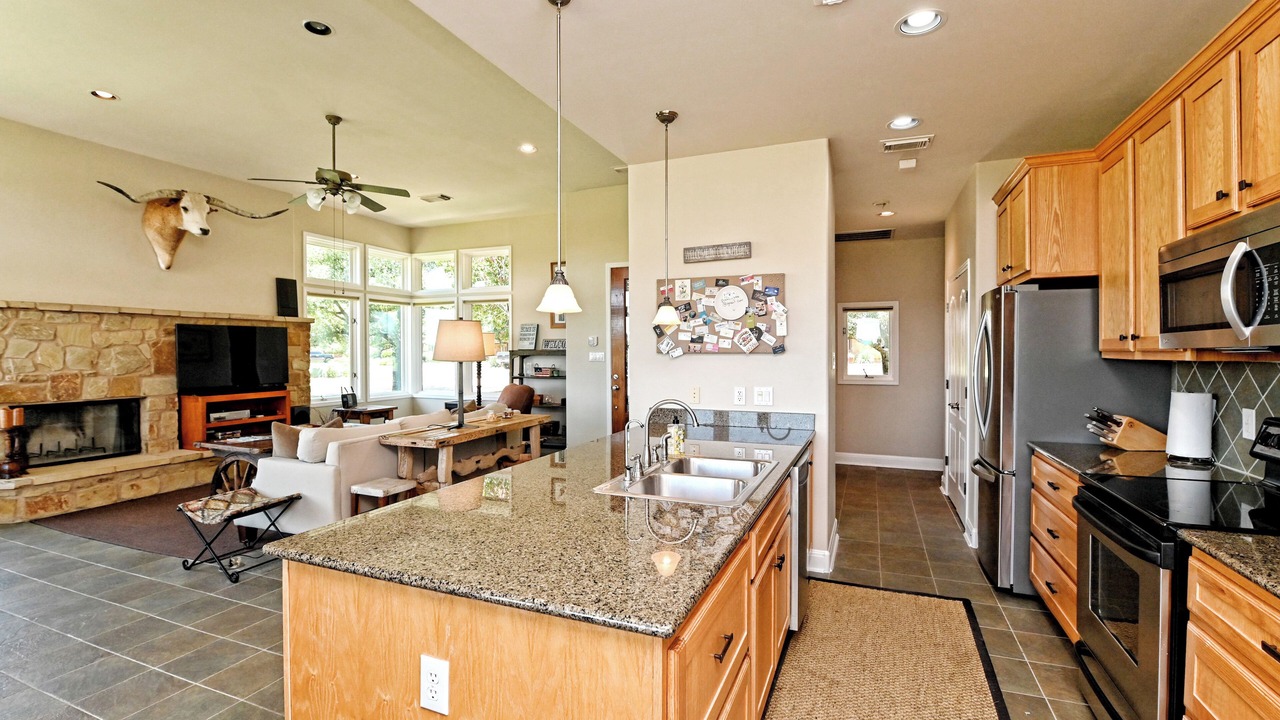 Photo of Kitchen in Lakecliff On Lake Travis