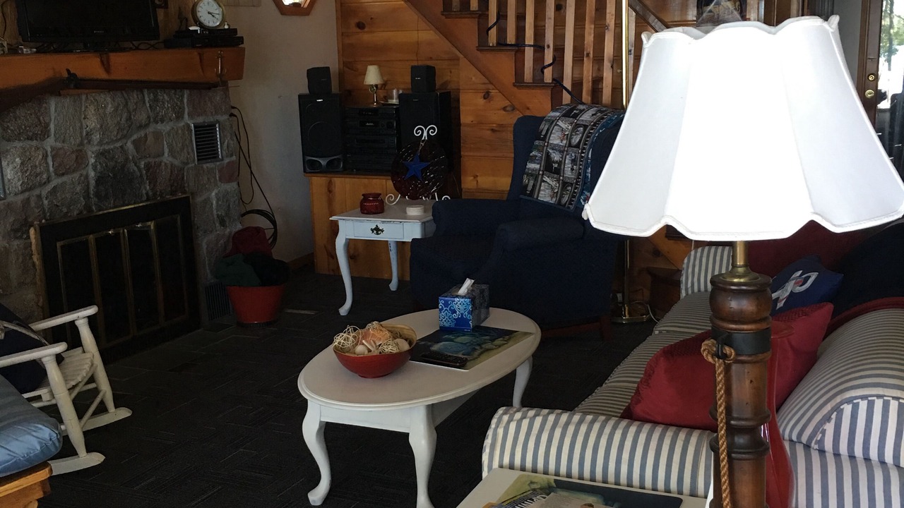 Photo of Livingroom in West Branch
