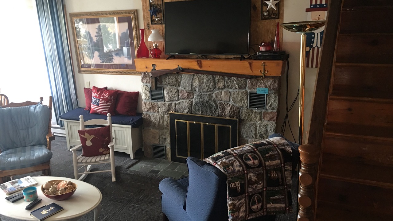 Photo of Livingroom in West Branch
