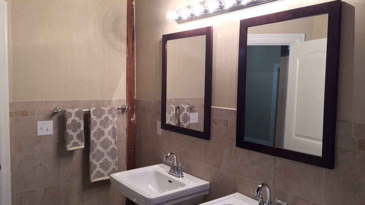 Photo of Bathroom in Tower Grove East
