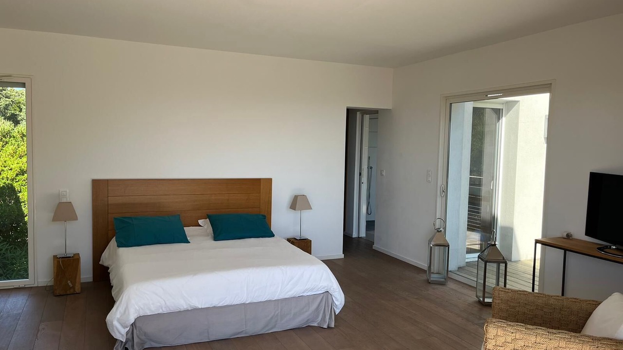 Photo of Bedroom in Pinarellu