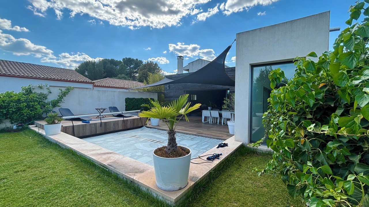 Photo of Patio Balcony in Saint-Gely-du-Fesc