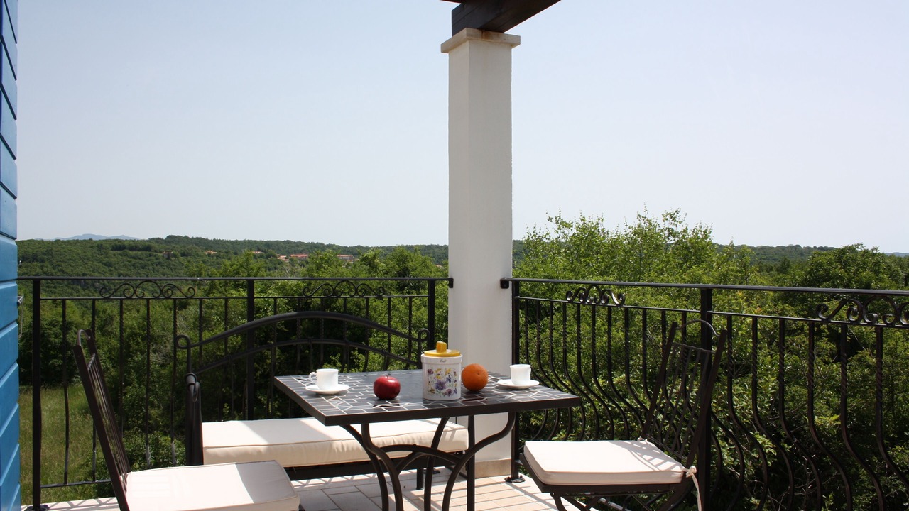 Photo of Outdoor in Kunj