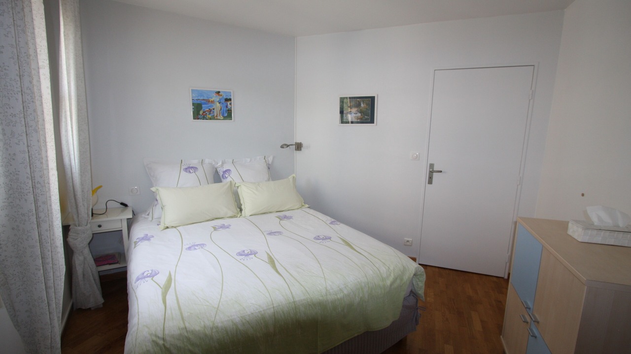 Photo of Bedroom in Maisons-Laffitte