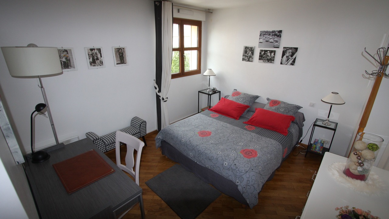 Photo of Bedroom in Maisons-Laffitte