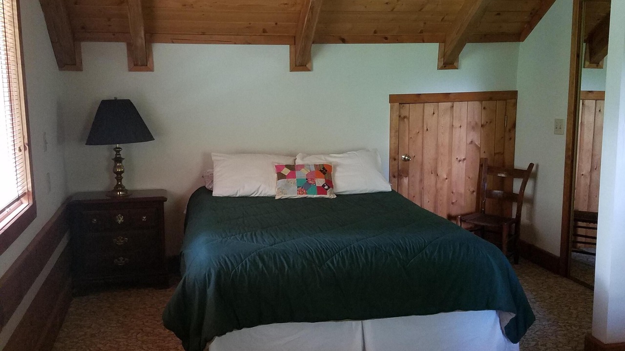 Photo of Bedroom in Smith River